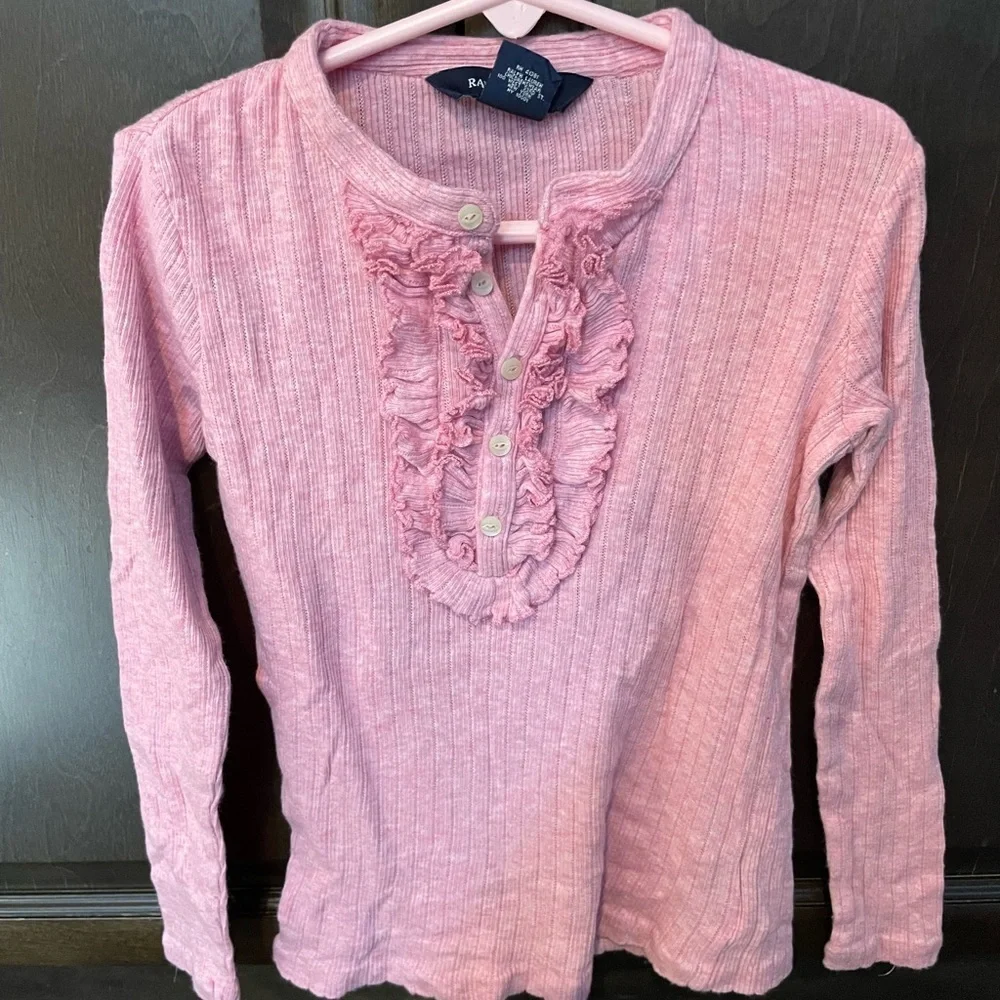Ralph Lauren beautiful frilly and feminine long sleeve top 💖